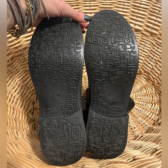 Matt & Nat ~ ROMINA WOMEN'S VEGAN Black RAIN BOOTS size 7 (EU 38) - Picture 7 of 9